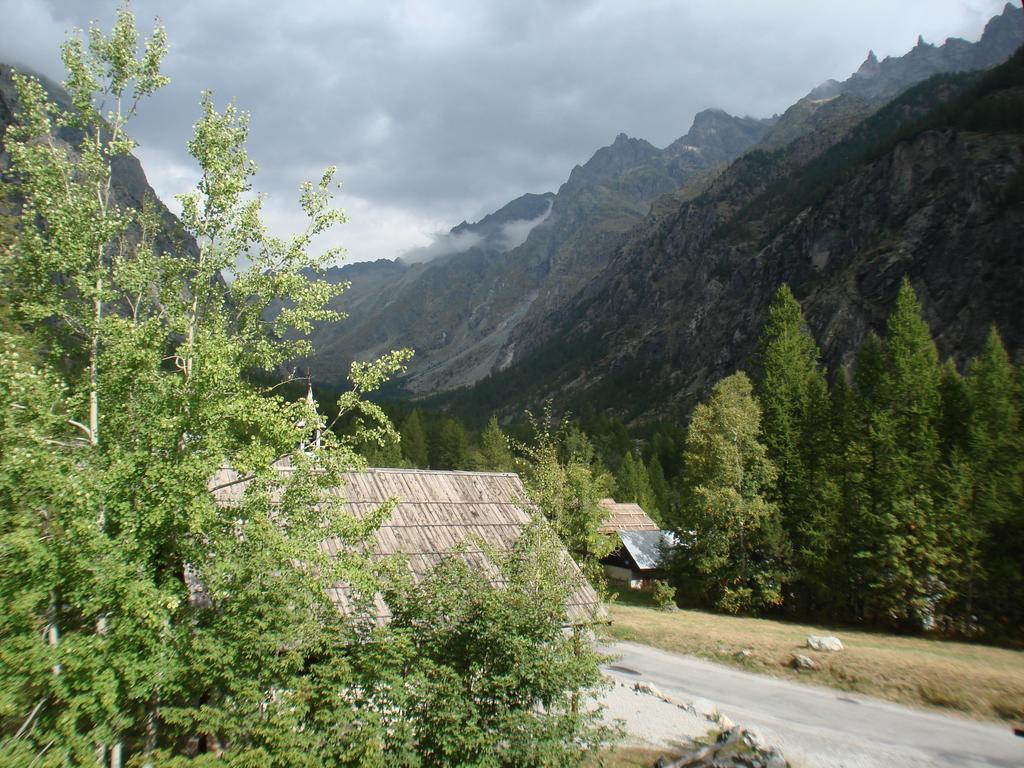 Chalet Hotel D'Ailefroide Екстериор снимка