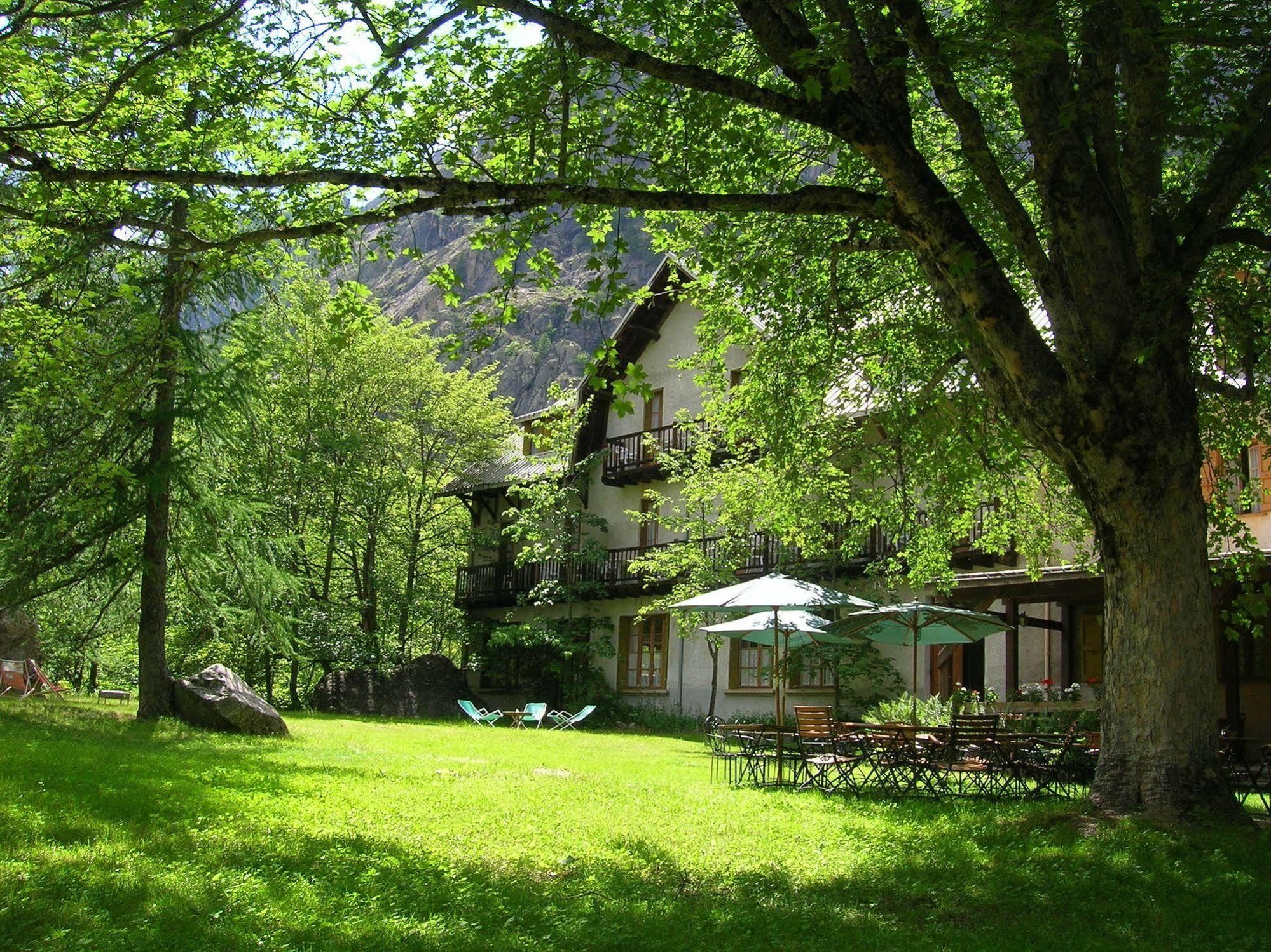 Chalet Hotel D'Ailefroide Екстериор снимка